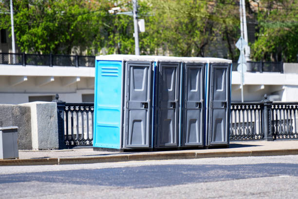 Best Porta potty services near me  in East Dundee, IL